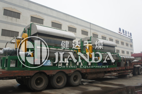 雙滾筒刮板干燥機